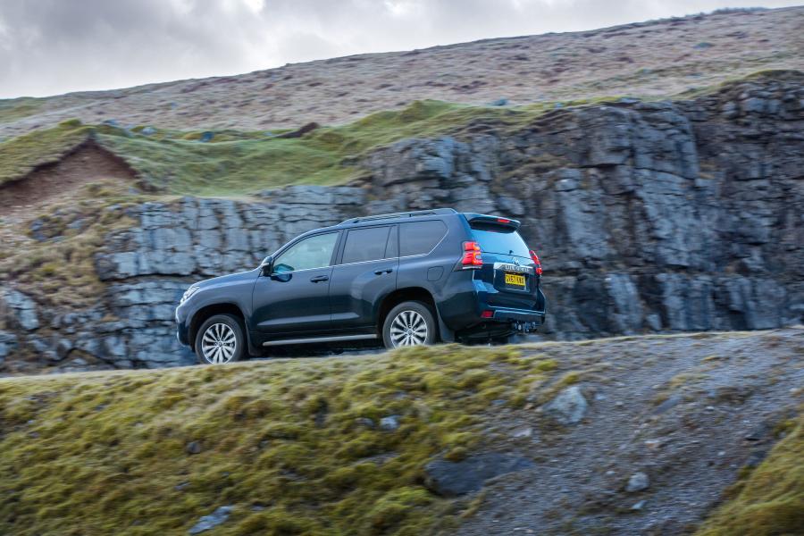  Toyota Land Cruiser Prado (150) 2018 года  (UK) (фото 2 из 40)